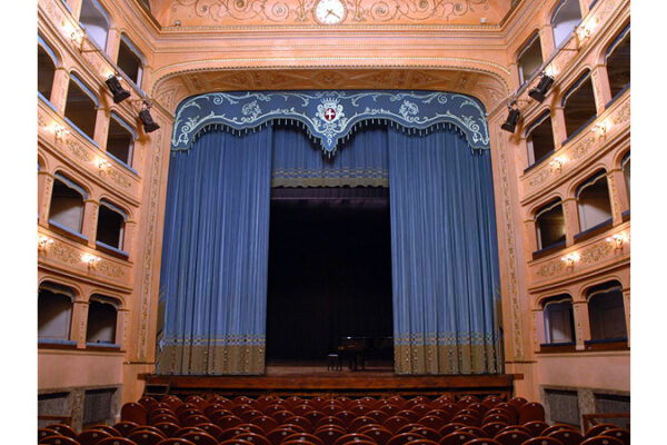 cortina-greaca-2