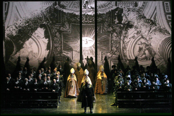 PALERMO 03.01.2007 - SPETTACOLI, LIRICA: TEATRO MASSIMO PALERMO.
FOTO DI SCENA DI "TOSCA".
UNA SCENA D'INSIEME.
© FRANCO LANNINO / STUDIO CAMERA